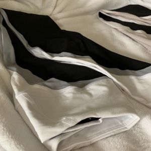 Victoria’s Secret Knockout Leggings